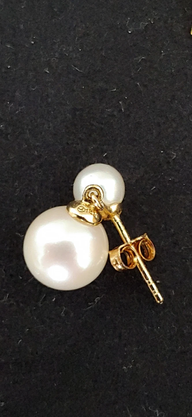 Mejuri Essential Pearl Earrings - photo 4