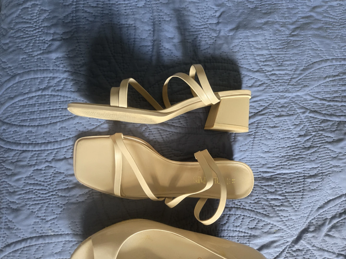 Size 11 Collection of Women's Shoes - photo 4