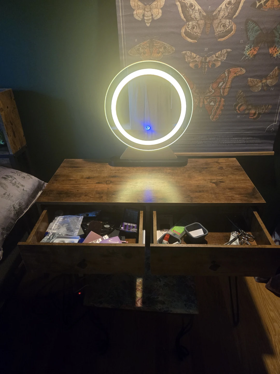 Rustic style Vanity with light up mirror - photo 2