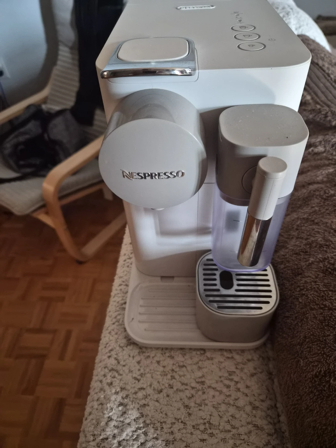Nespresso DeLonghi Coffee Machine