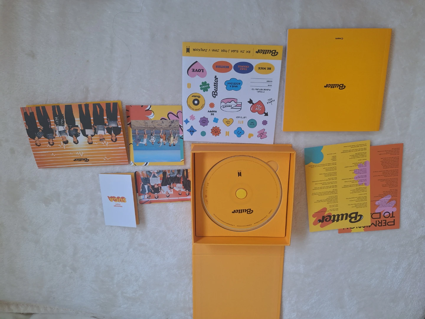 BTS SINGLE ALBUM [BUTTER] in version CREAM - photo 4