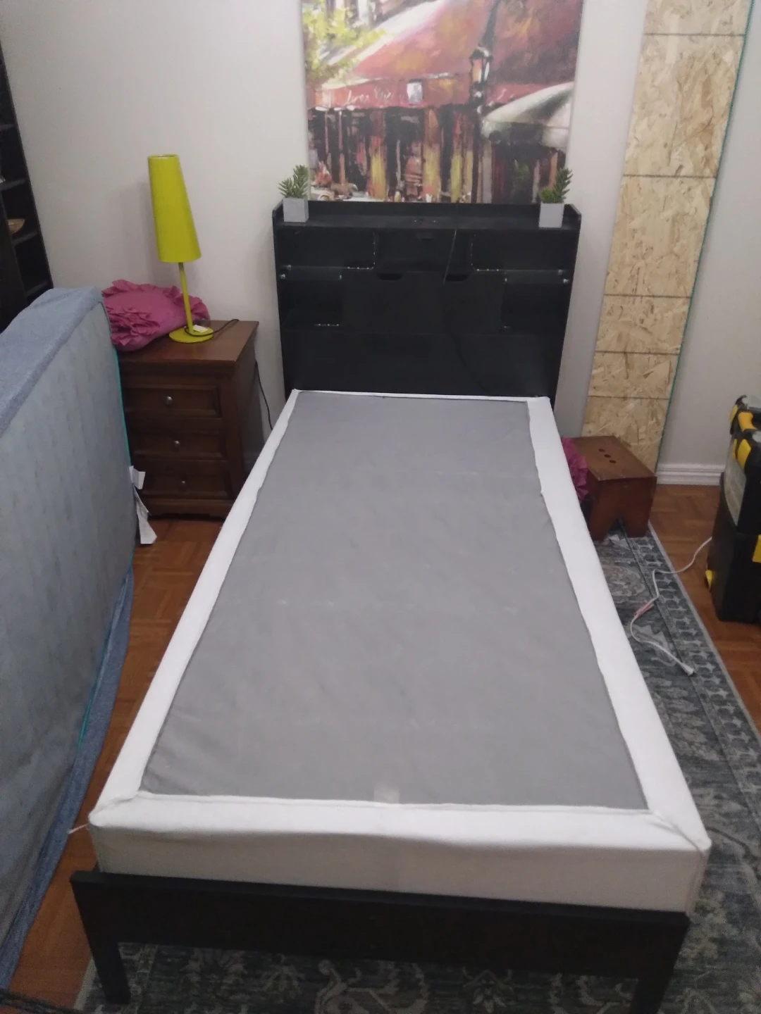 Twin size bed frame - photo 2