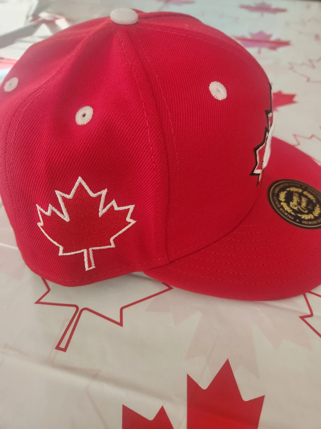 Rings & Crwns Canada Maple Leaf Baseball Cap - photo 2