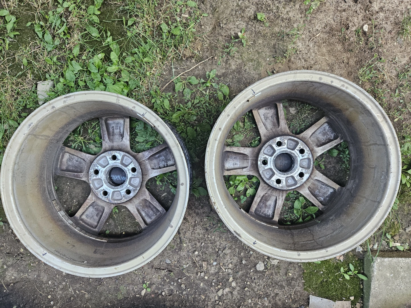 Volkswagen Alloy Wheels (Set of 2) - photo 2
