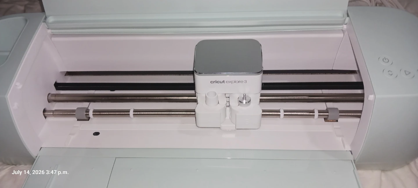 Cricut Explore 3 Smart Cutting Machine - photo 3