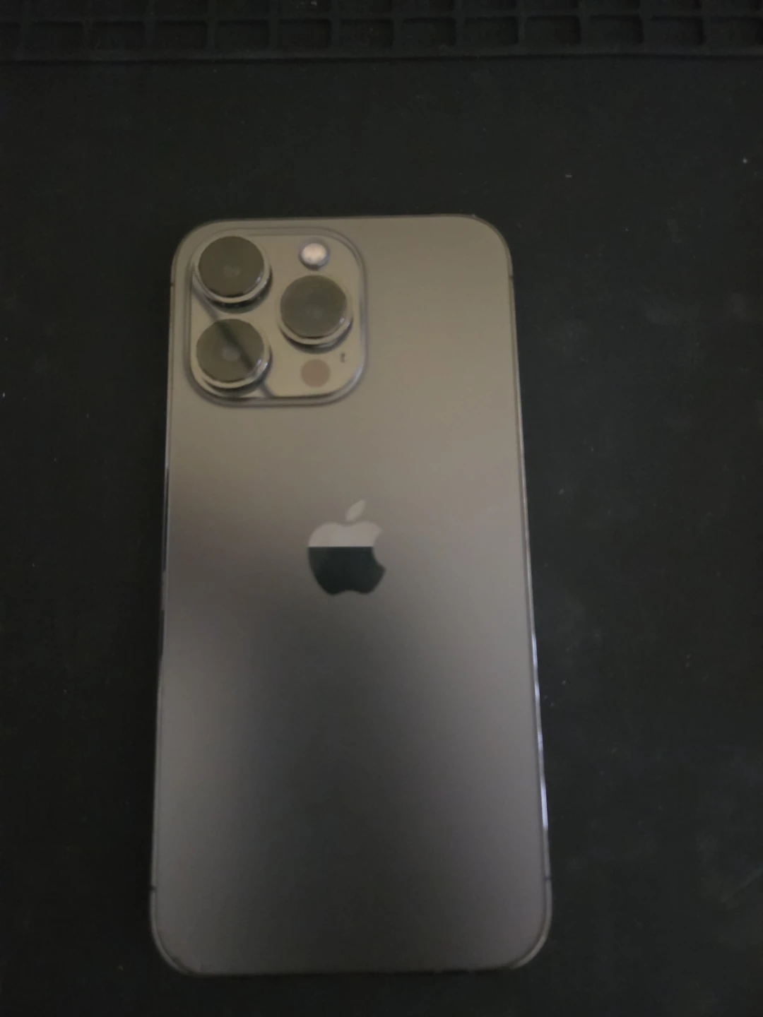 iPhone 13 Pro 256gb 100% Battery Health Unlocked + ESR Case