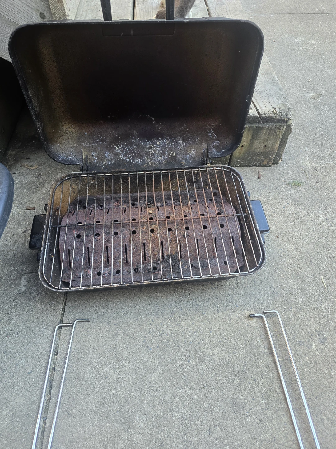 Coleman Portable Propane Grill - photo 2