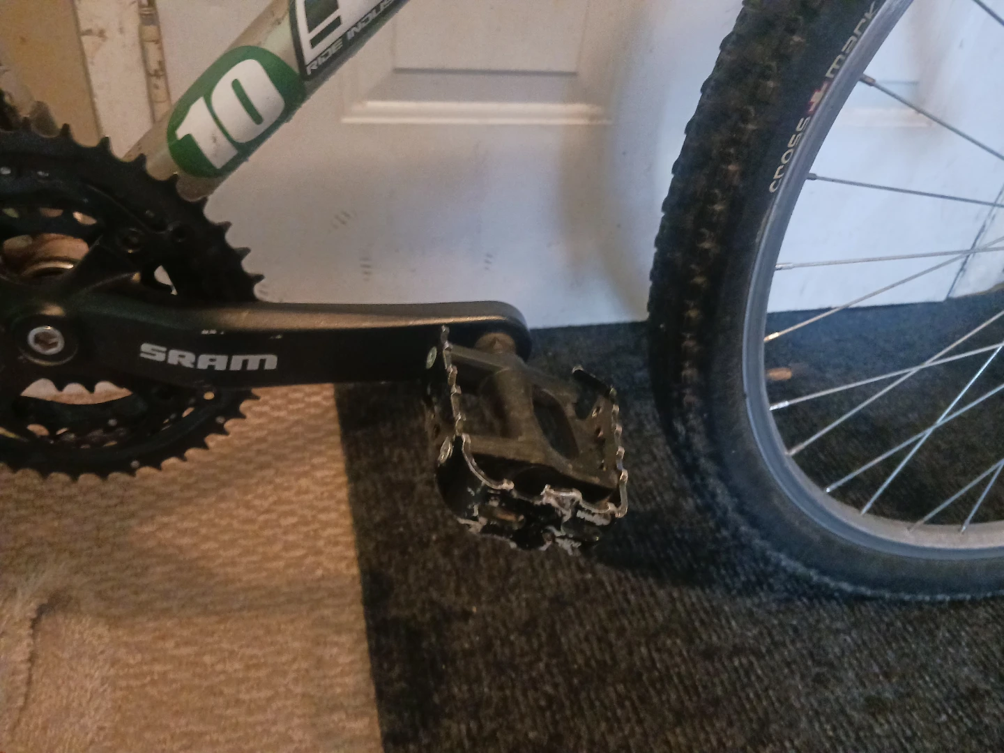 2 Adult bikes - photo 3