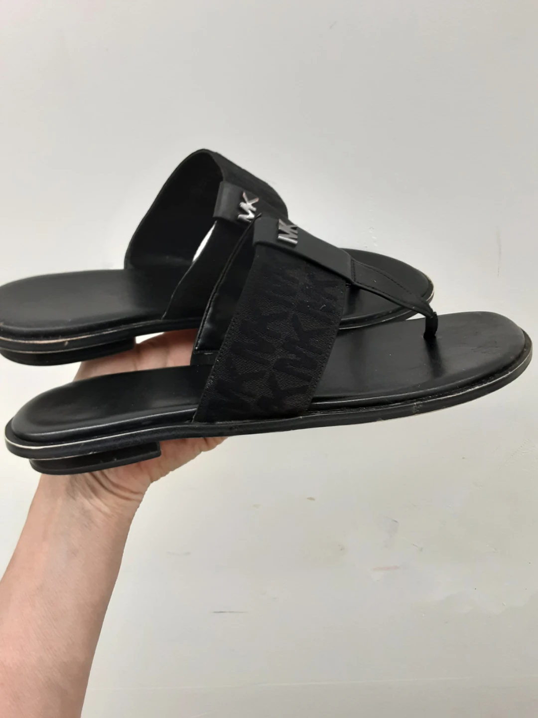 Michael Kors Black MK Logo Thong Sandals - photo 5