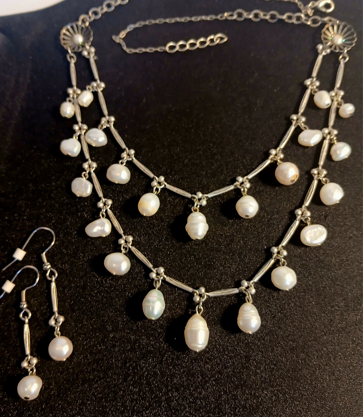 Pearl Necklace and Earring Set - photo 2