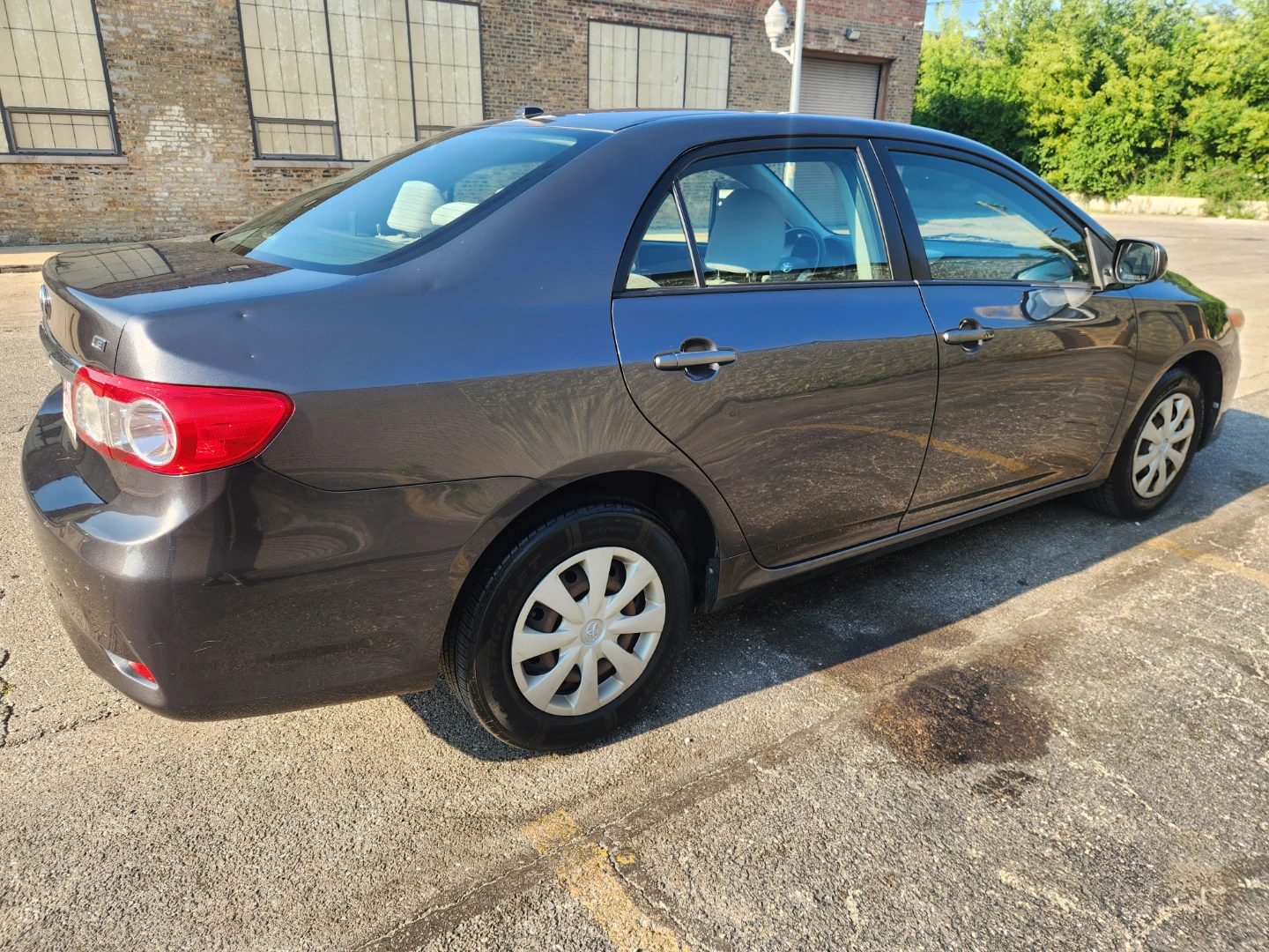 2011 Toyota Corolla LE - photo 5