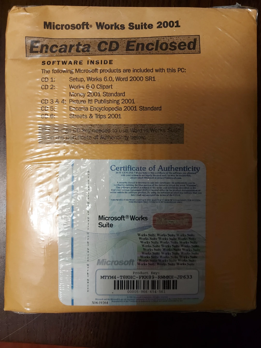 Microsoft Works Suite 2001 Encarta CD Enclosed