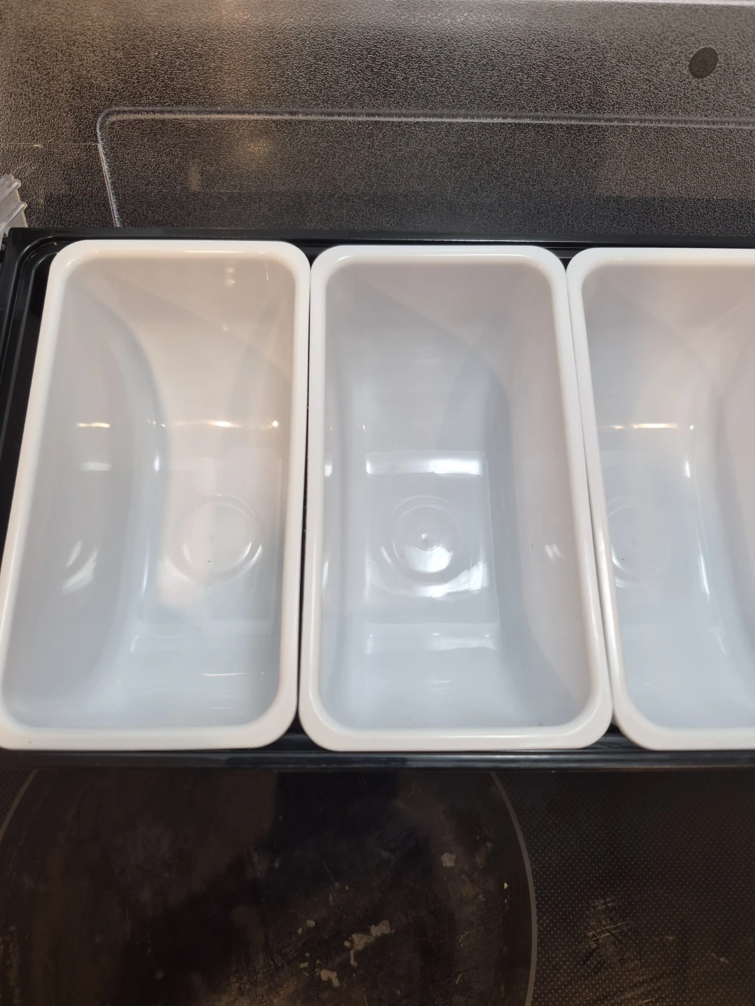 BRAND NEW Condiment Holder with 6x Compartment - photo 3