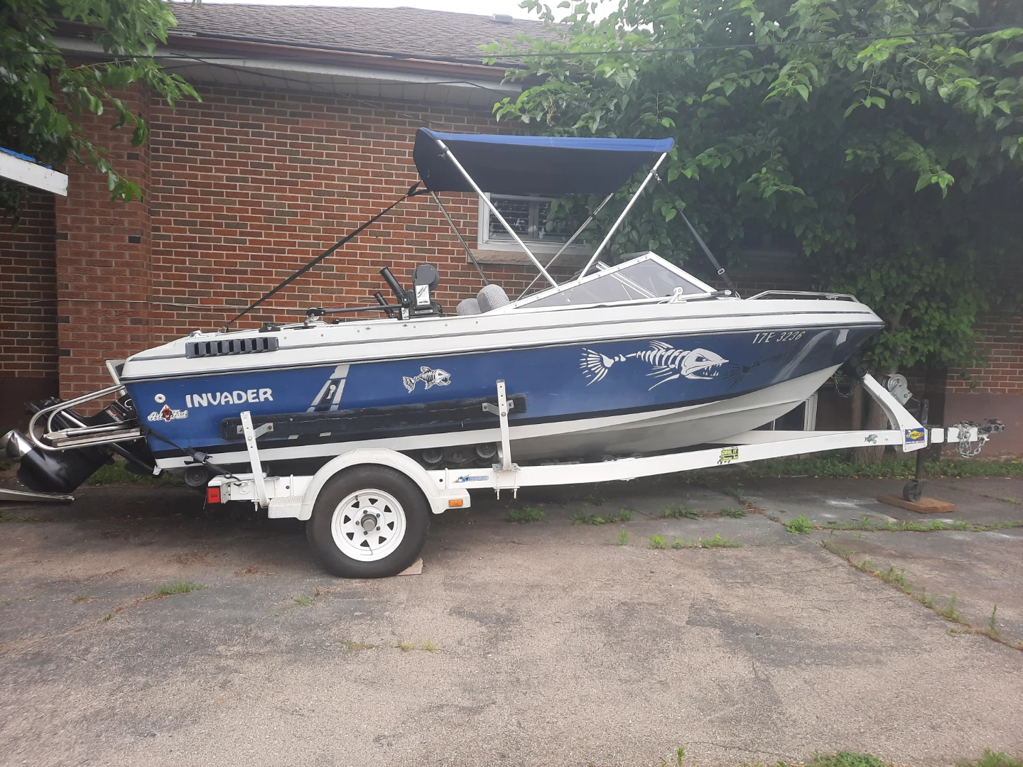 Invader Boat with 2.5L Alpha One Outboard Motor - photo 5