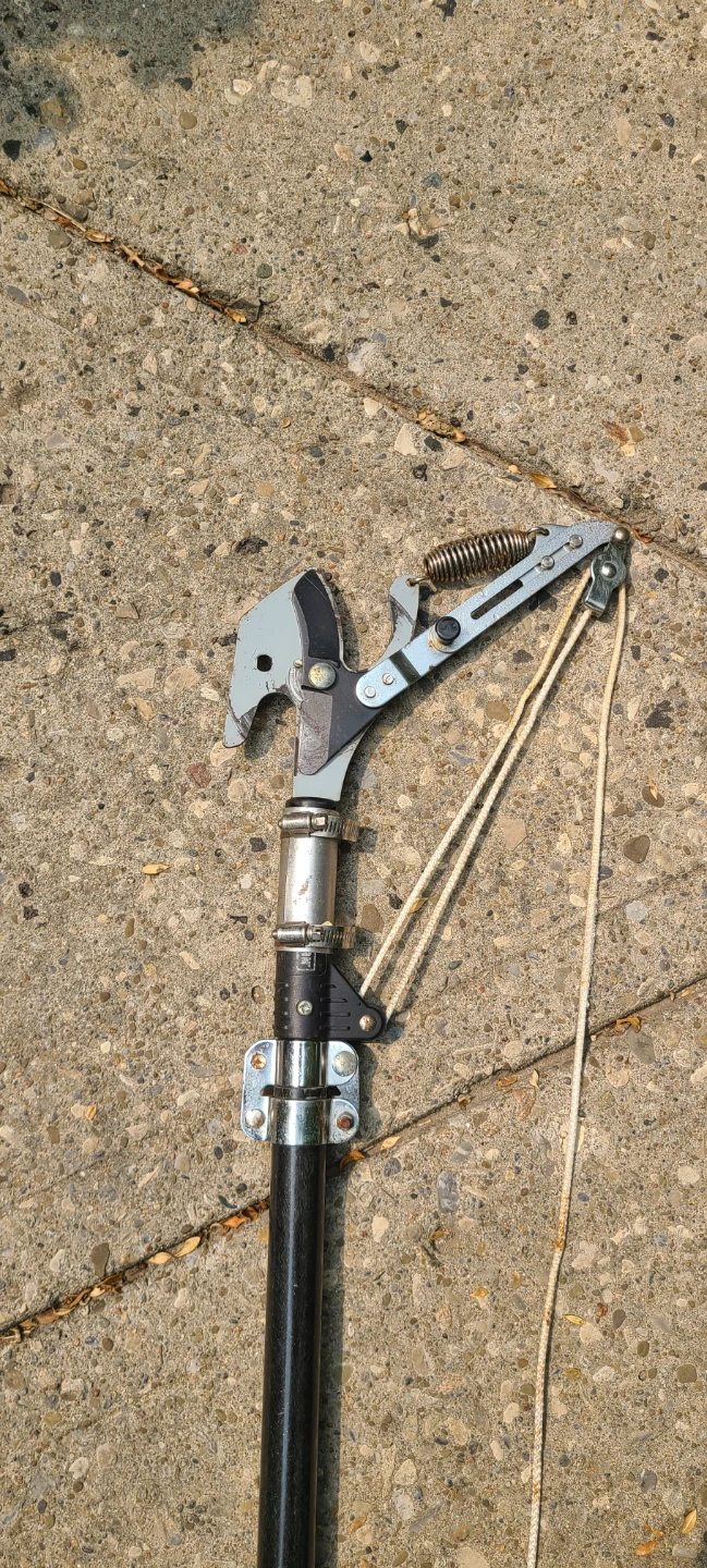 Pole Pruner Extendable Tree Branch Trimmer - photo 2