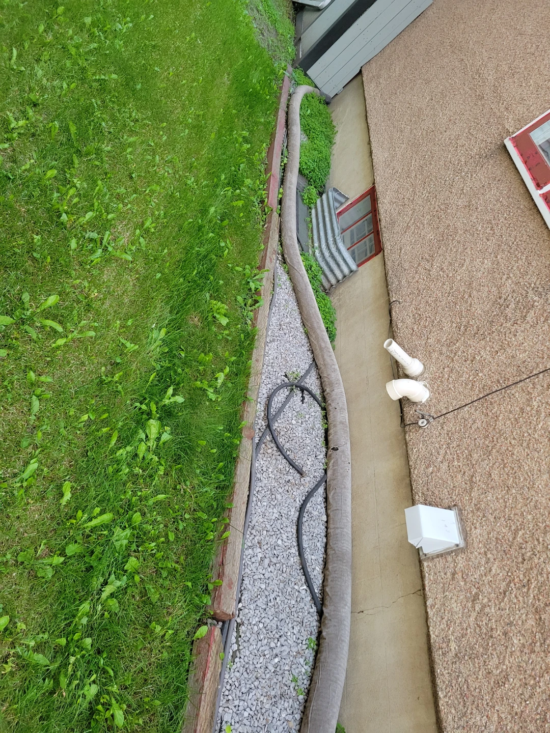 40 feet of 4 inch weeping tile - photo 4