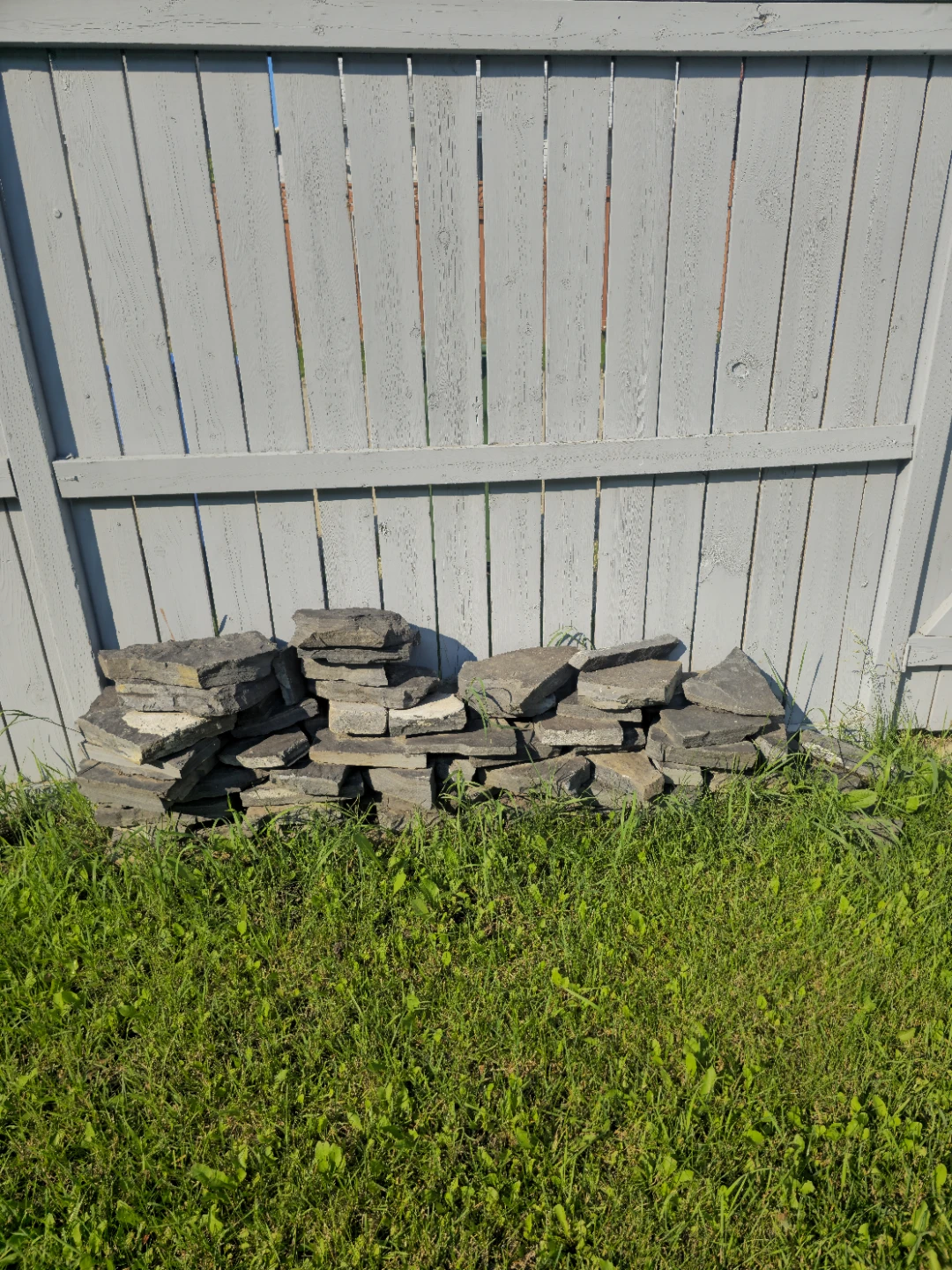 Stack of flagstone pieces - photo 2