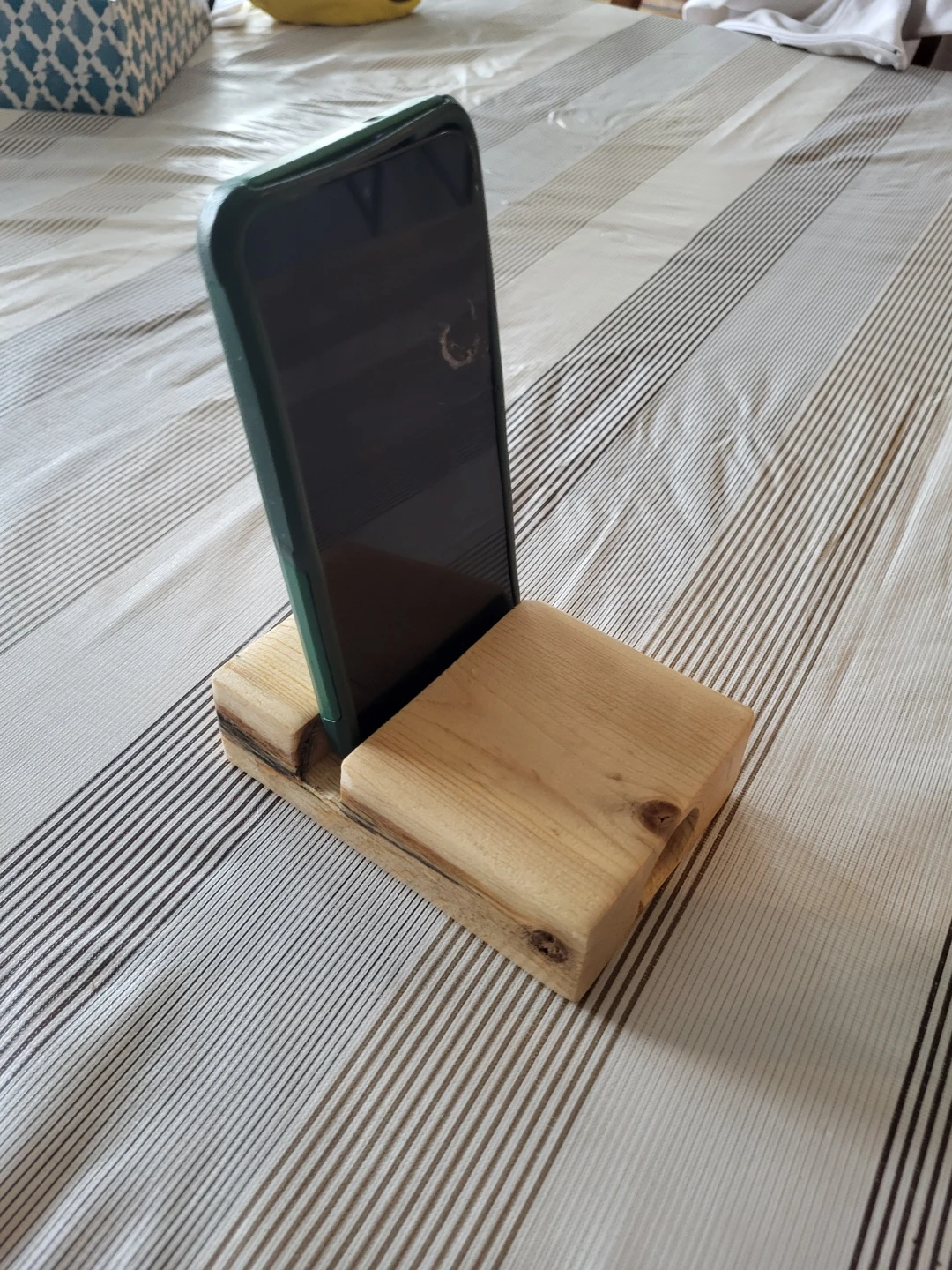 Wooden Cell Phone Amplifier and Stand
