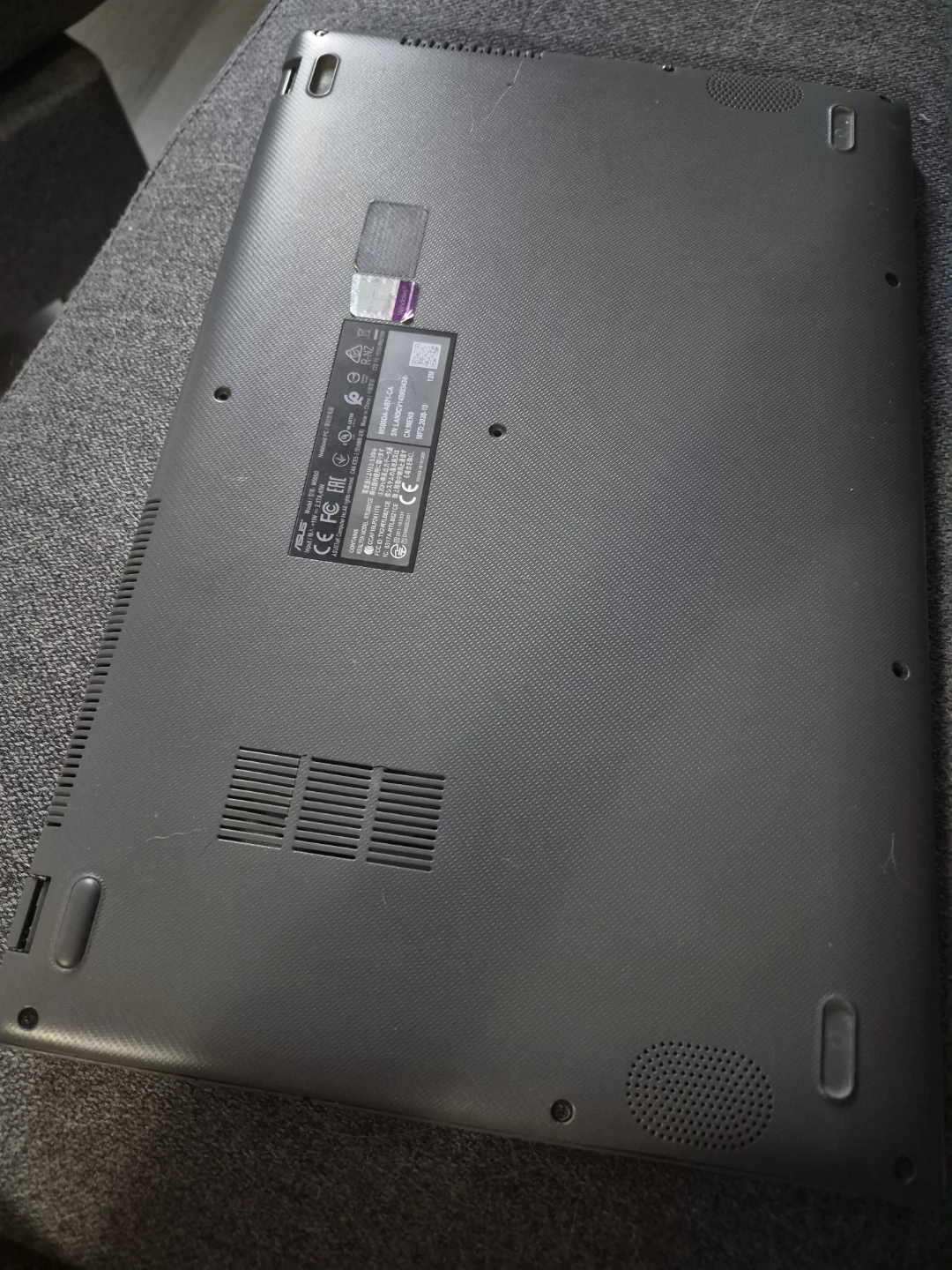 ASUS Laptop - photo 3