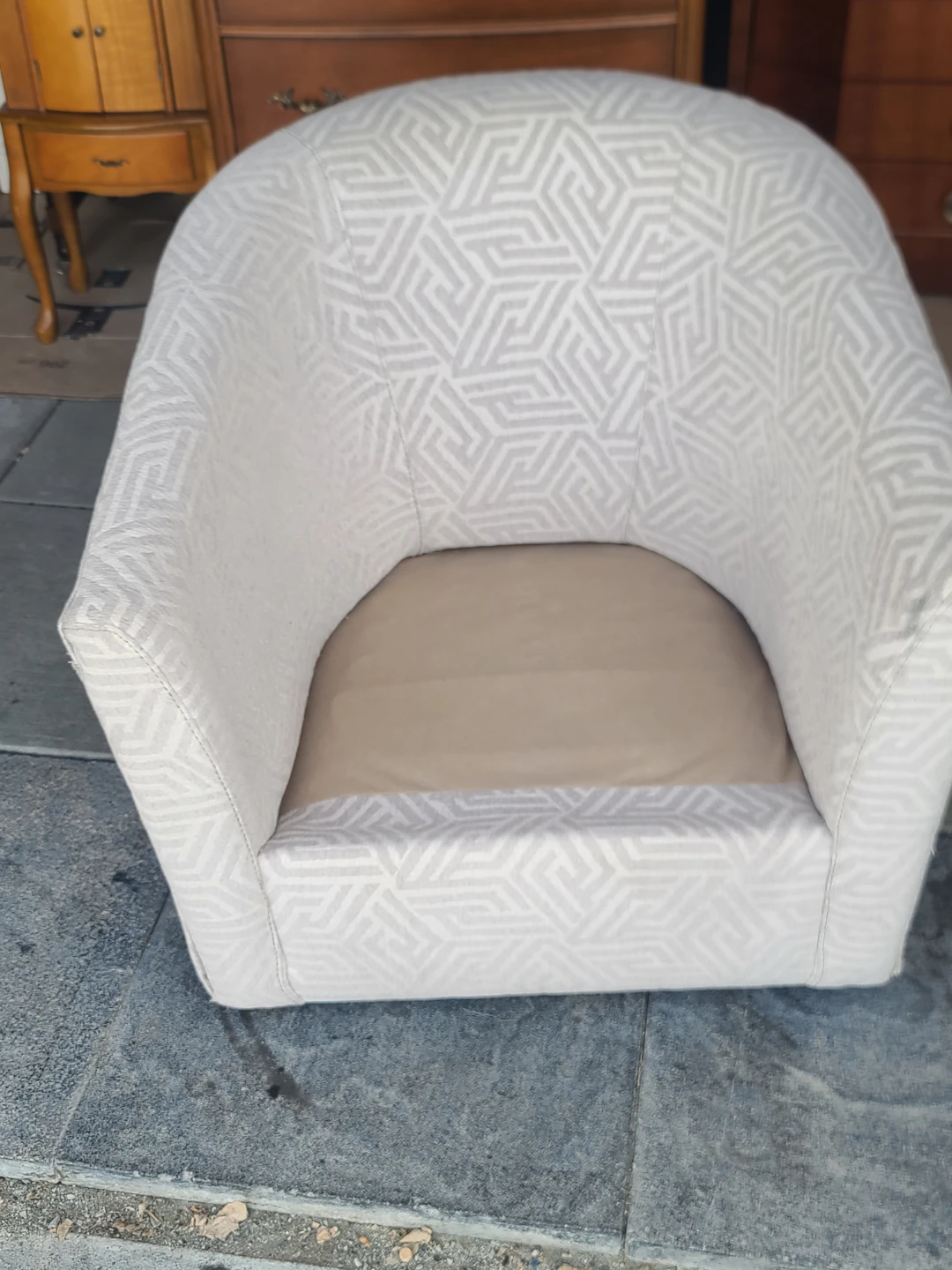 Geometric Swivel Barrel Chair - photo 2