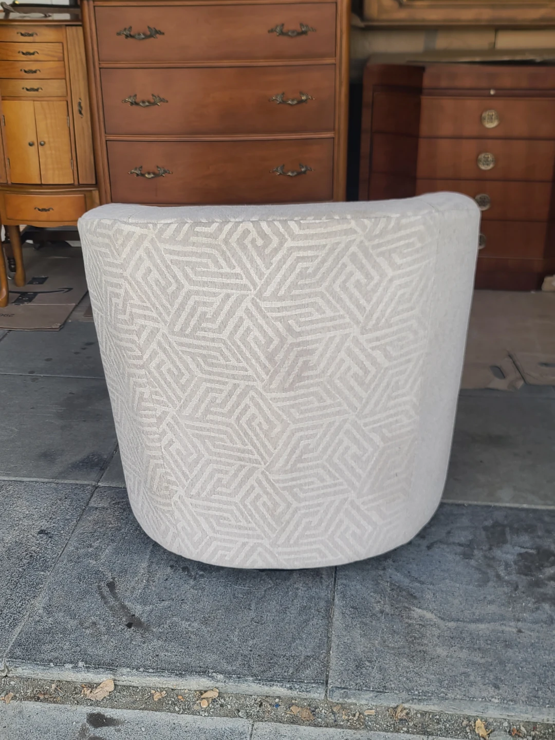 Geometric Swivel Barrel Chair - photo 4
