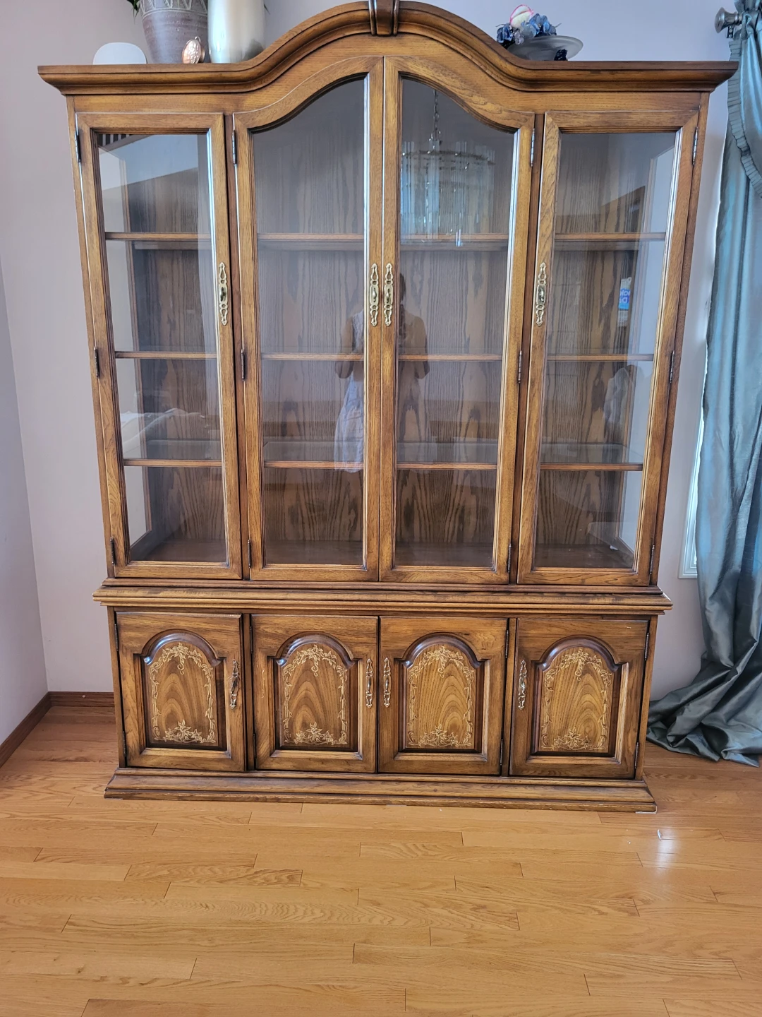 Wooden China Cabinet with Glass Doors