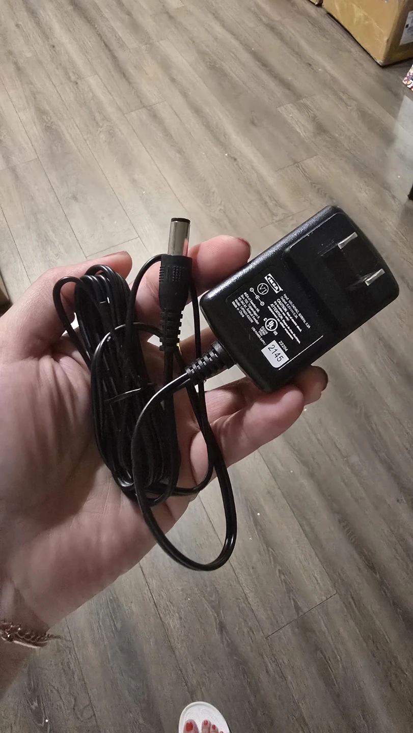 IKEA Power Adapter Model VP0800-0300 - photo 3