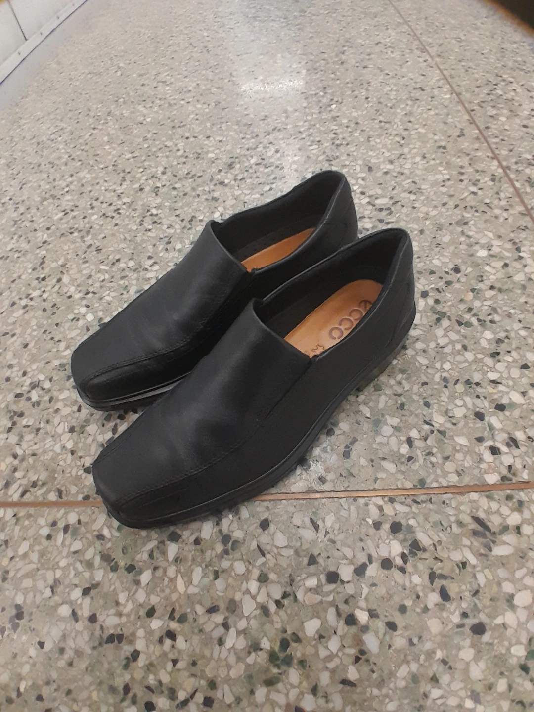 Black Leather ECCO Slip-On Shoes Men's Size  EU 44 US 10.5 - photo 2