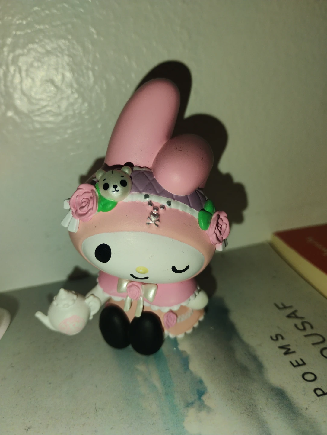 Sanrio official/lisensed blind box figurines.