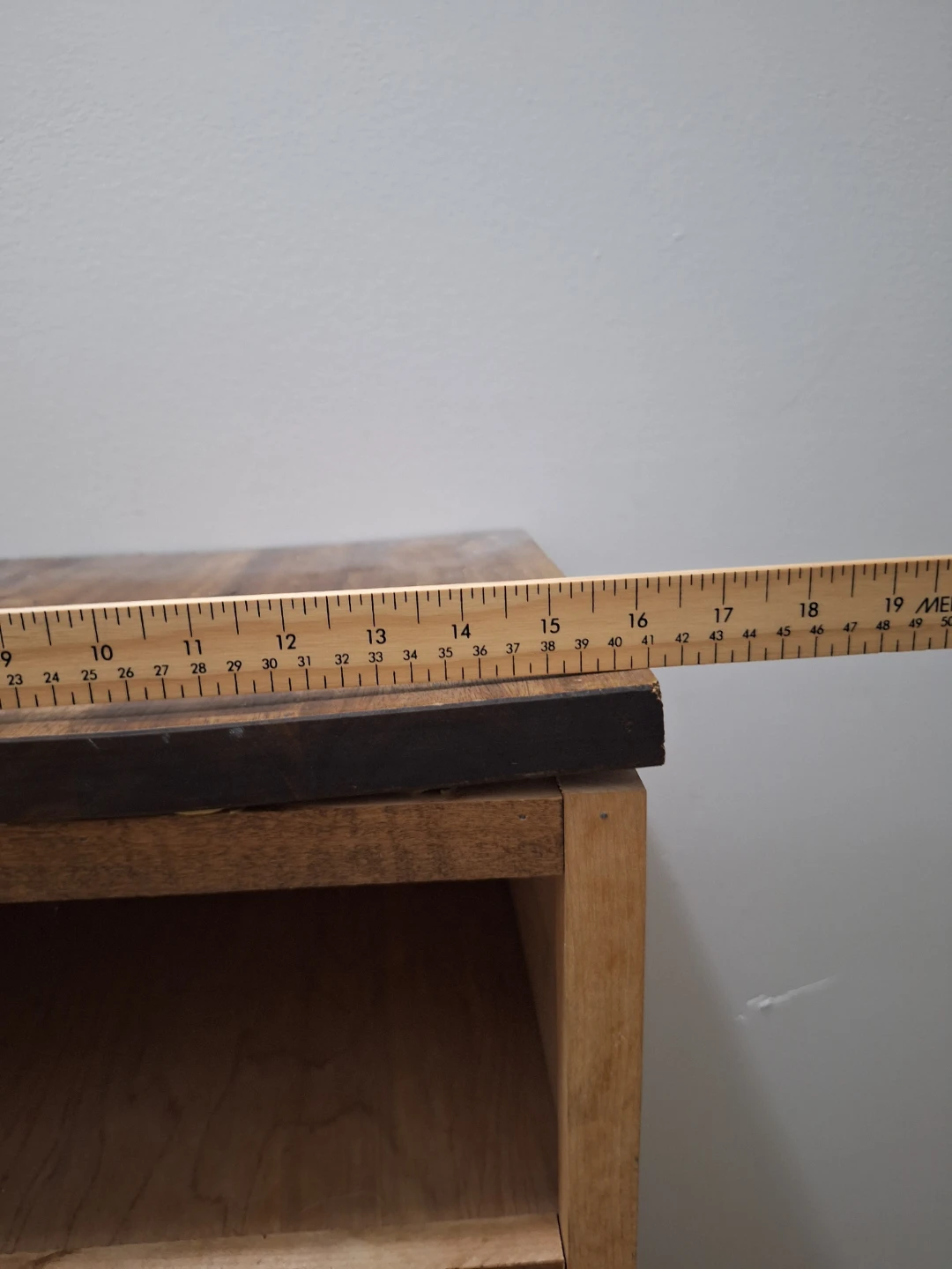Wooden Bookshelf - photo 4
