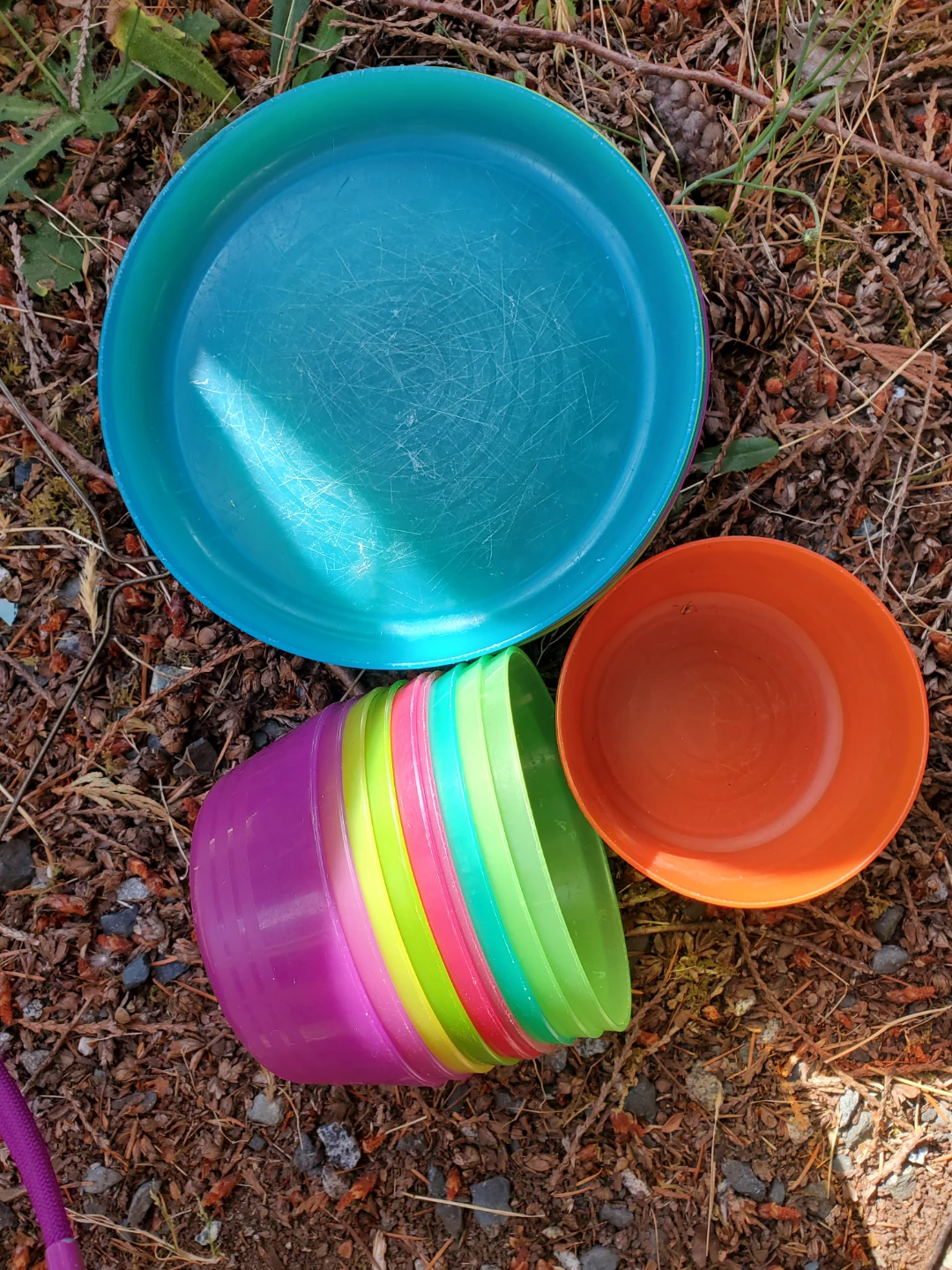 Plastic Plates/Bowls - photo 2