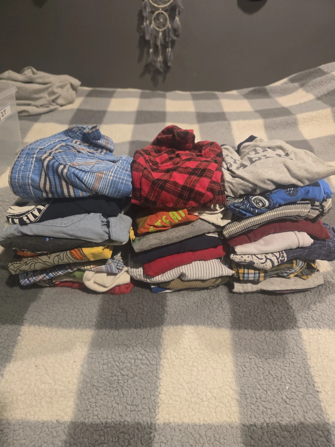 Boys 18 to 24 month long sleeves
