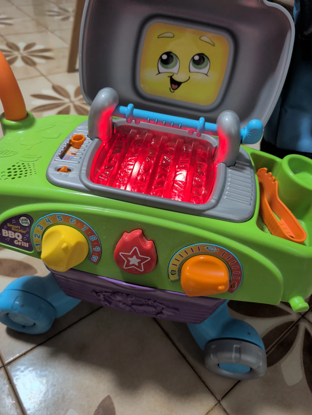 LeapFrog Smart Sizzling BBQ Grill Toy - photo 3