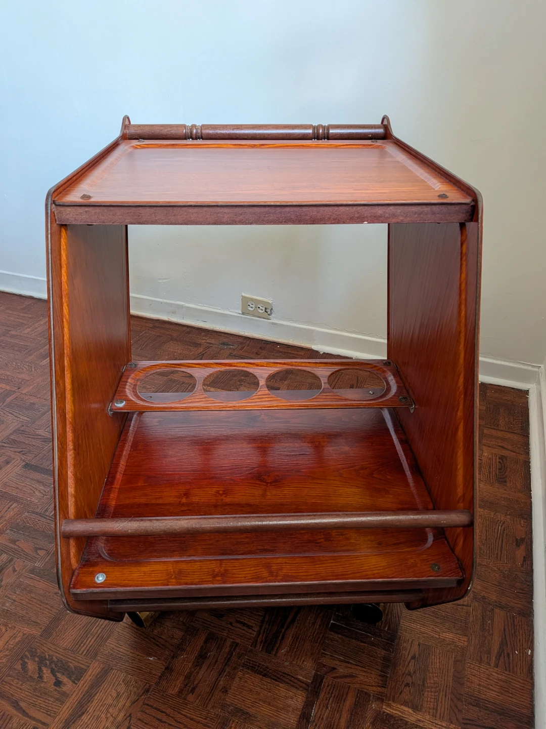 Vintage Mid-century modern teak bar cart. - photo 3