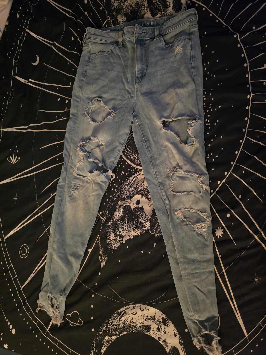 American Eagle Ripped Jeans - photo 2