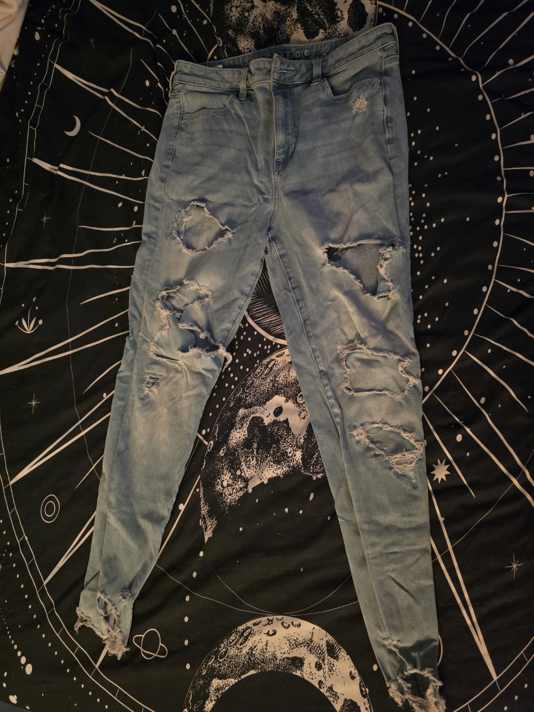American Eagle Ripped Jeans - photo 4