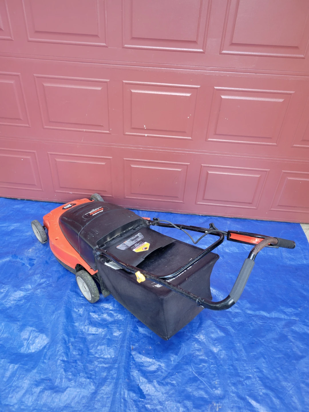 20" big BLACK+DECKER Electric Mower, like new - photo 3