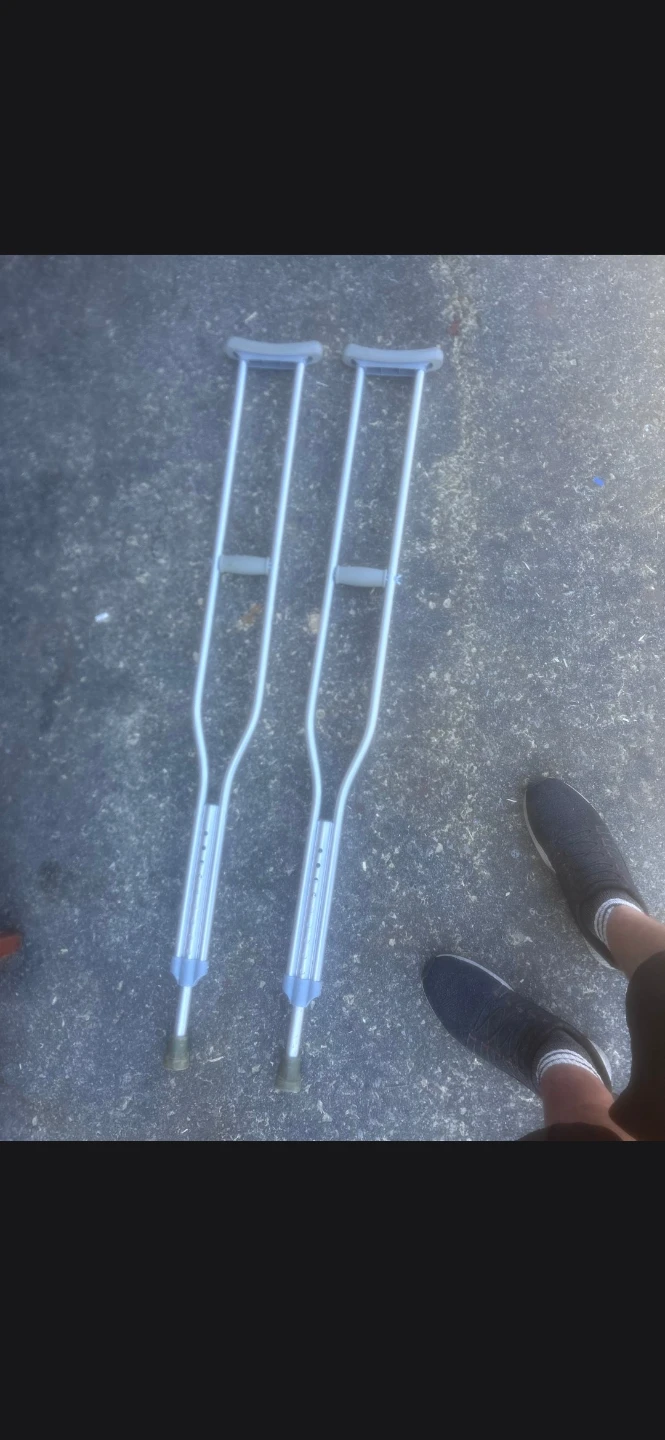 Drive Medical Aluminum Crutches