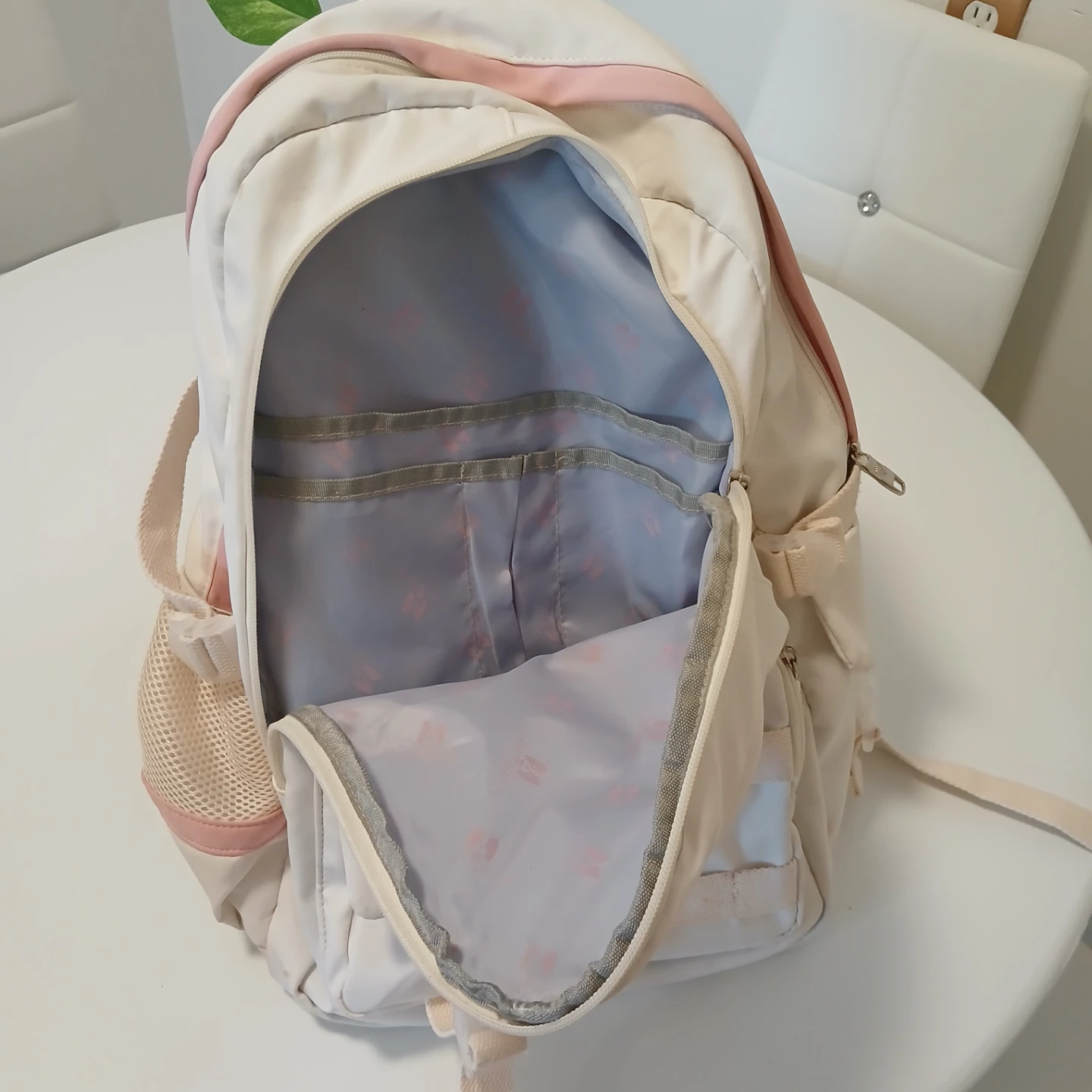 Cream backpack with pink trim - photo 5