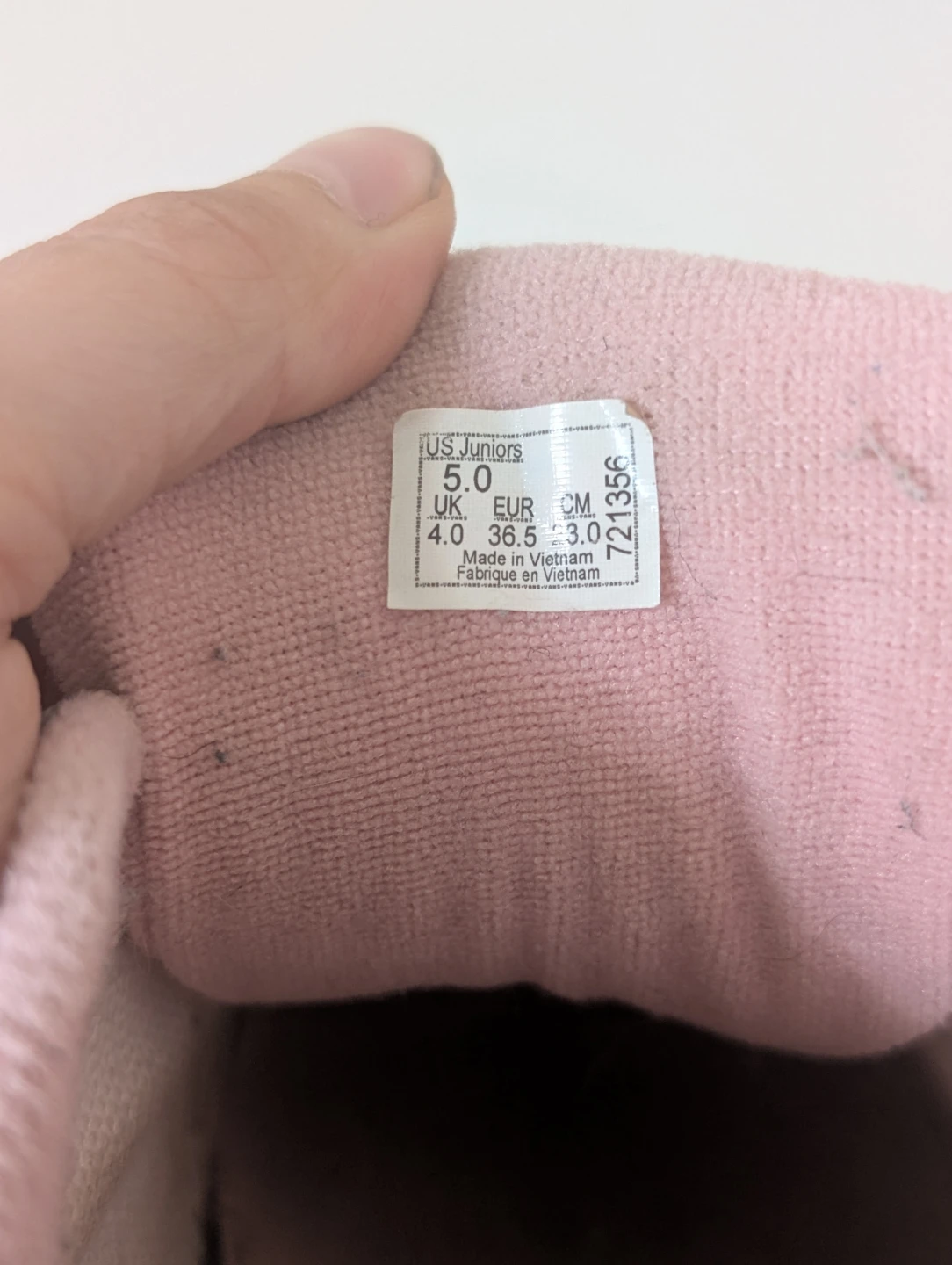 Vans Pink & White Skate Shoes 6.5 (women's size) - photo 4