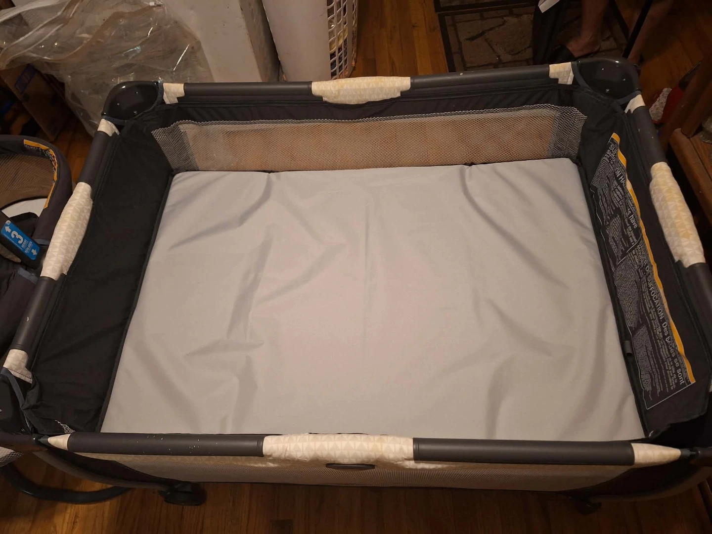 Graco Pack 'n Play Portable Playard - photo 4
