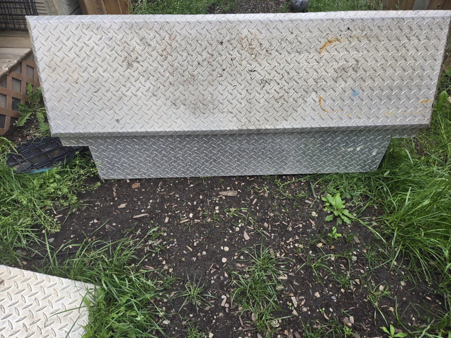 Diamond Plate Truck Box - photo 4