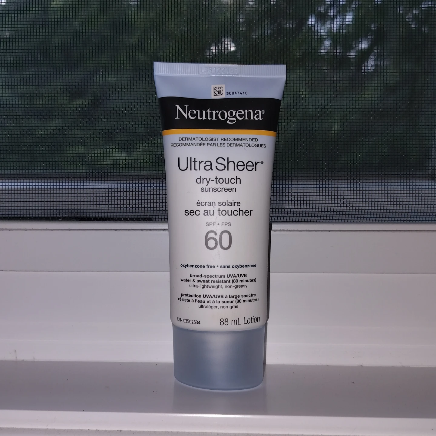 Neutrogena Ultra Sheer Dry-Touch Sunscreen 88ml - photo 2