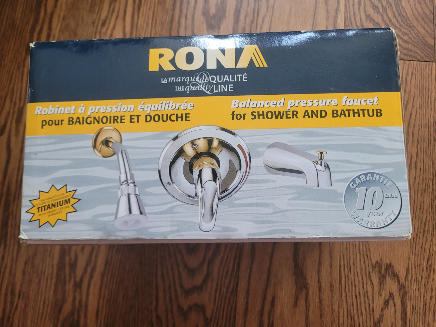 RONA Balanced Pressure Faucet for Shower and Bathtub