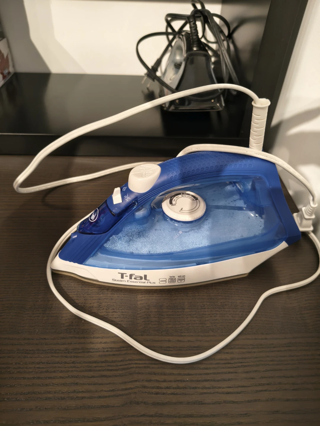 T-Fal Steam Essential Plus Iron - photo 4