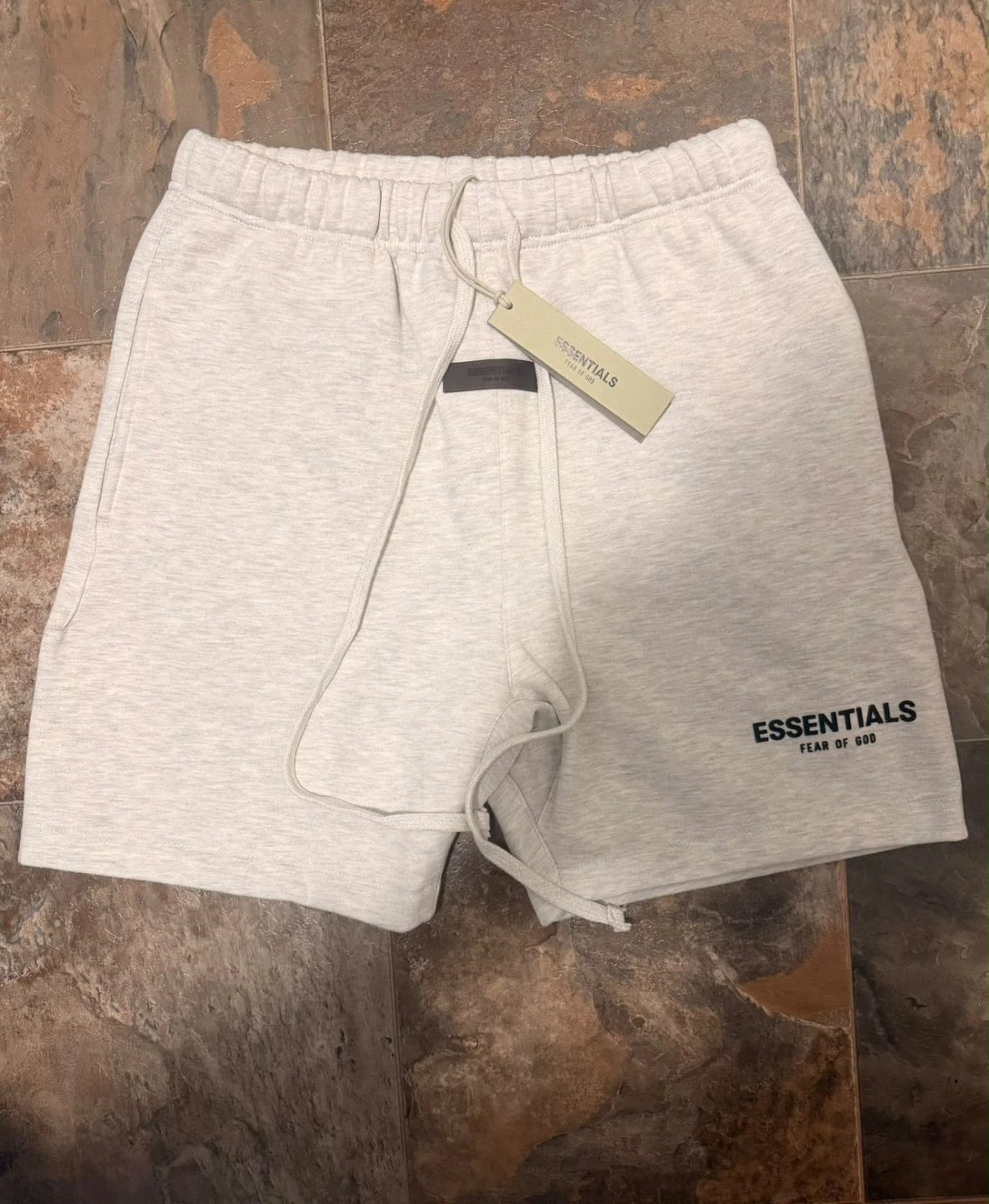 ESSENTIALS Fear of God Sweat Shorts - Medium
