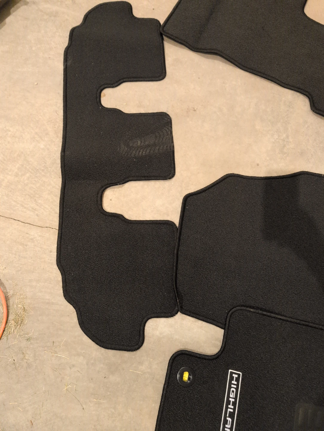Toyota Highlander Black Carpet Floor Mats Set - photo 4