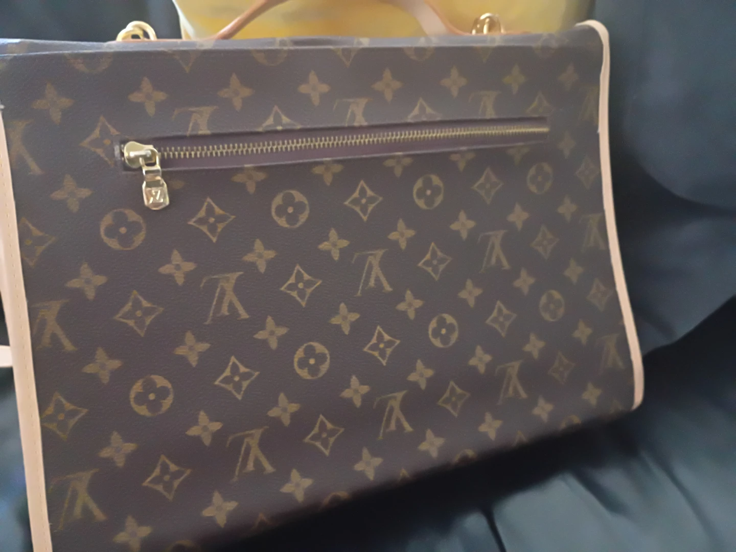 Louis Vuitton Monogram Shoulder Bag - photo 4