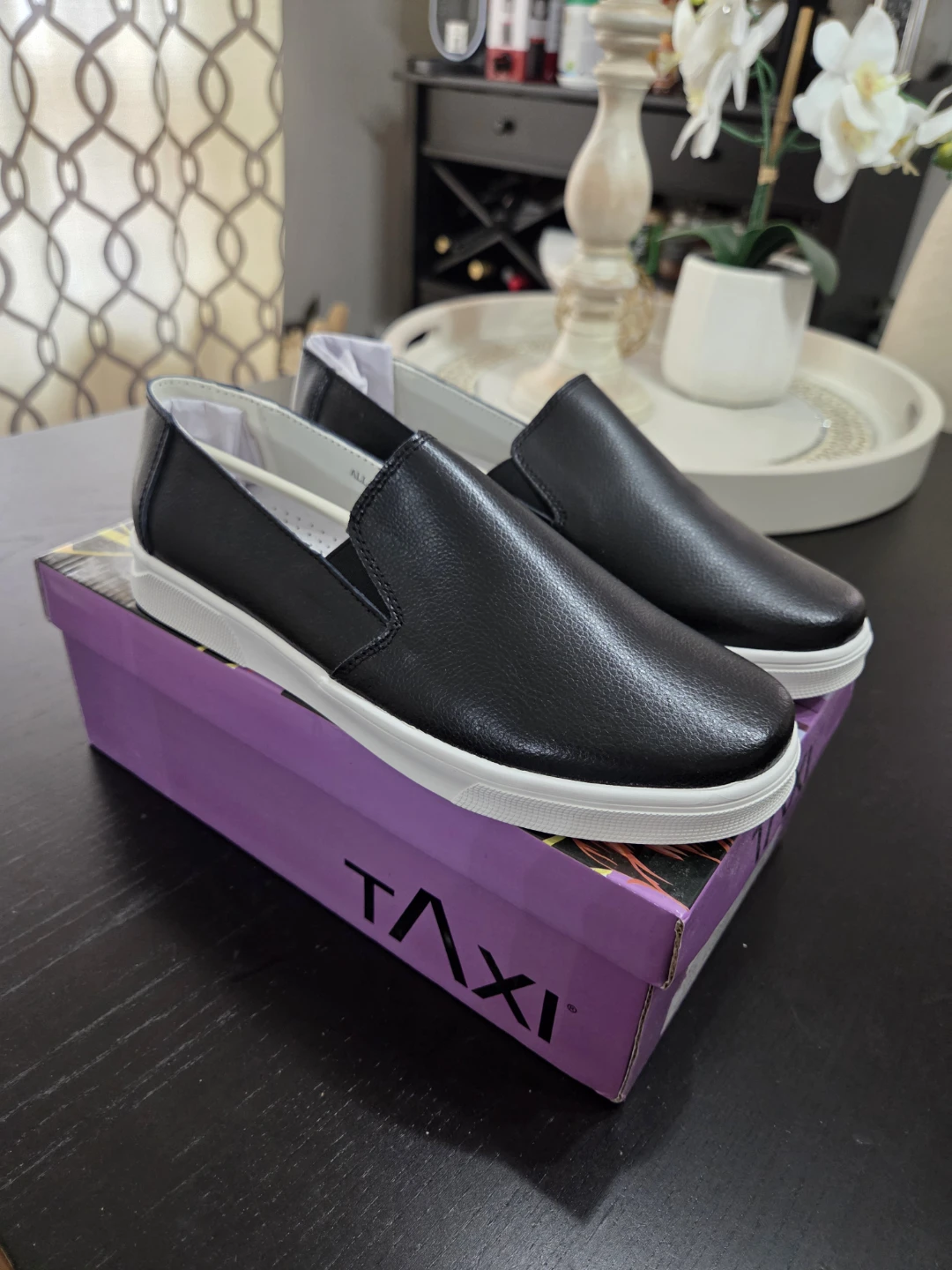 Brand New In Box - Ladies Size 38 slip on Leather Shoes - photo 2