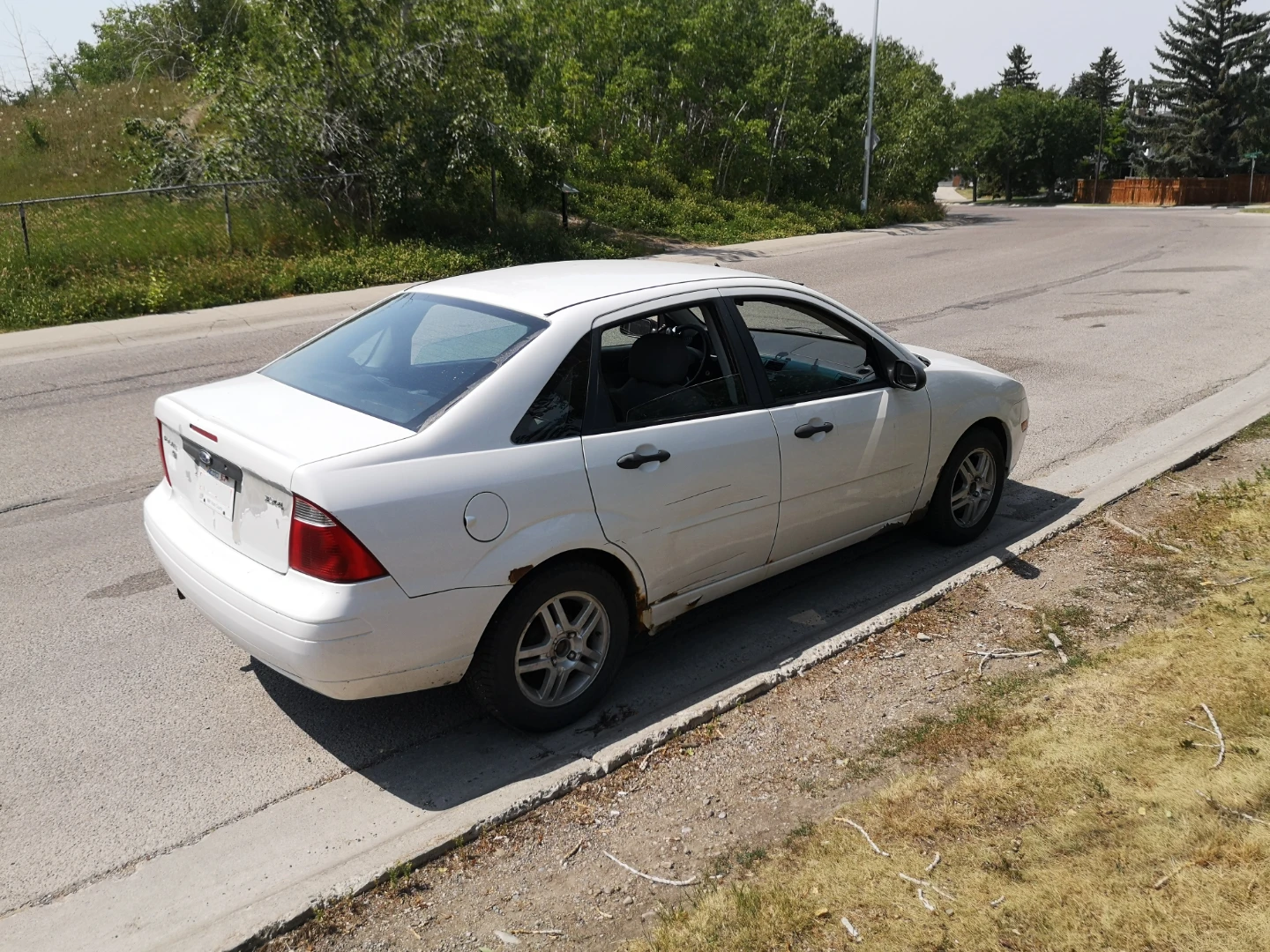2006 Ford Focus ZX4 Sedan - photo 3
